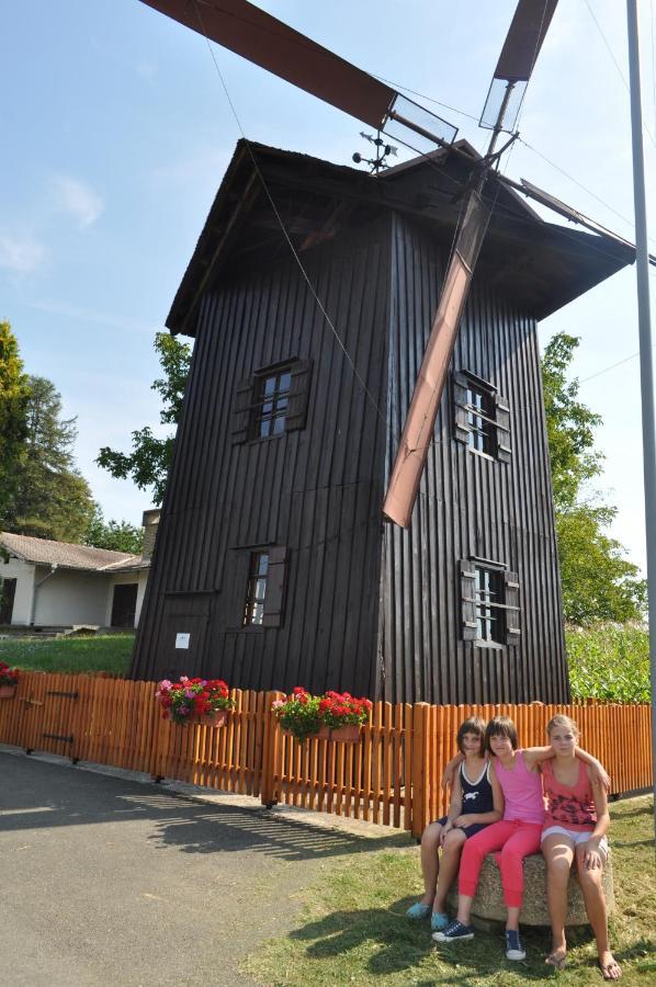 Apartments - Turisticna Kmetija Vrbnjak Ljutomer Luaran gambar